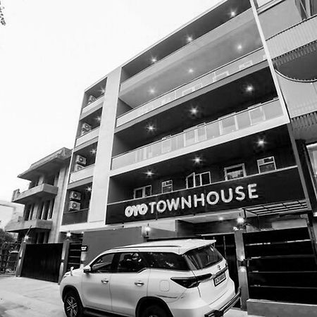 Hotel Super Townhouse Near Appu Ghar Gurgáon Exteriér fotografie